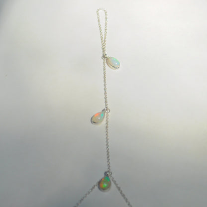 Lucid Hand Chain