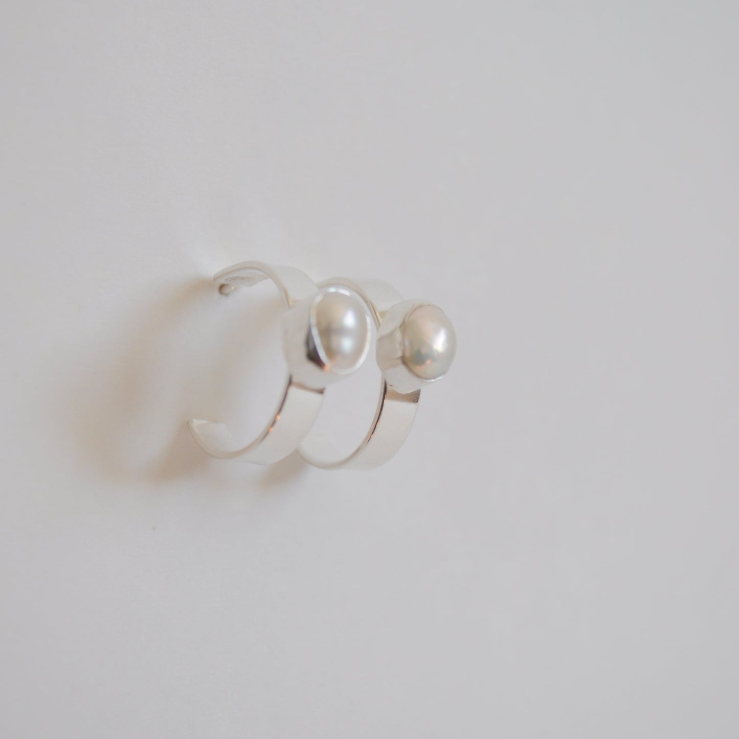 Pearl Mini Hoops